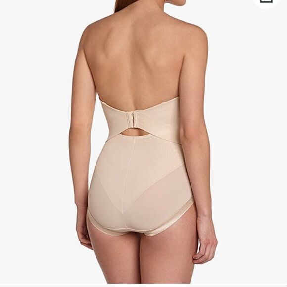 Maidenform Women's Body Shaper With Built-In Bra & Anti-Static Shapewear - Picture 10 of 11